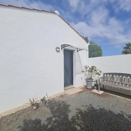 Casa de Férias Charmante Maison à St-jean-de-monts, 3 Pers, Proche Et Commerces, Wifi Inclus - Fr-1-777-28