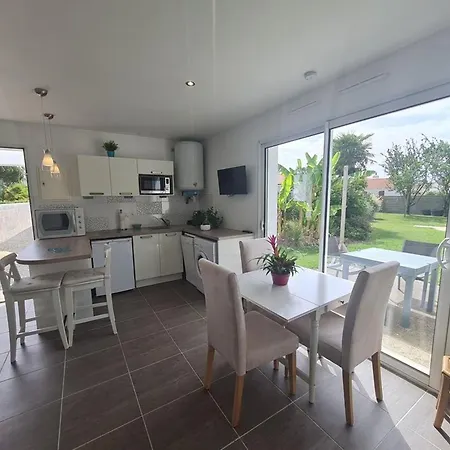 Charmante Maison A St-jean-de-monts, 3 Pers, Proche Et Commerces, Wifi Inclus - Fr-1-777-28 * Сен-Жан-де-Мон